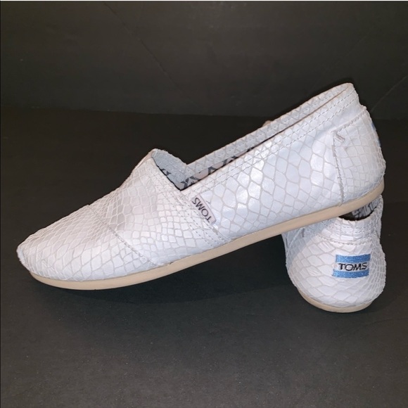 Toms Shoes - TOMS Limited Edition White Crocodile